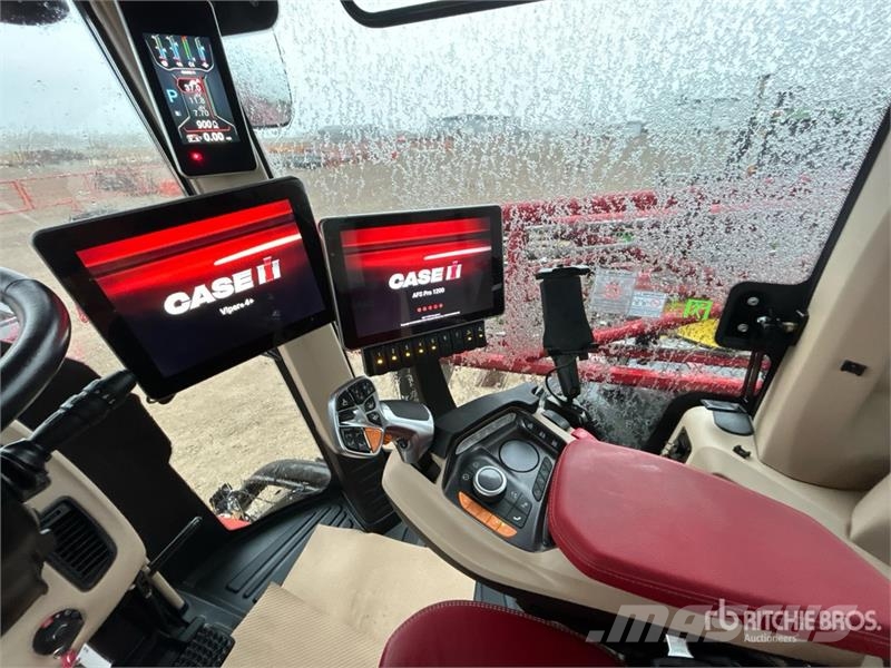 Case IH Patroit 4450 135 ft 4x4 High Clearance Self-Propel Samohodne prskalice