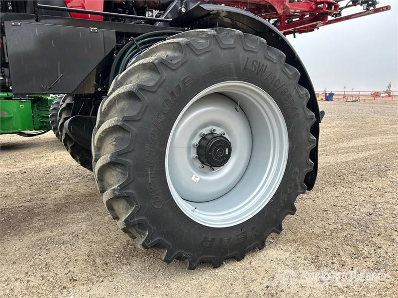 Case IH Patroit 4450 135 ft 4x4 High Clearance Self-Propel Samohodne prskalice