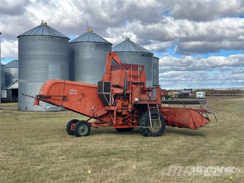 Case IH SP 12 Combine Harvester Kombajni