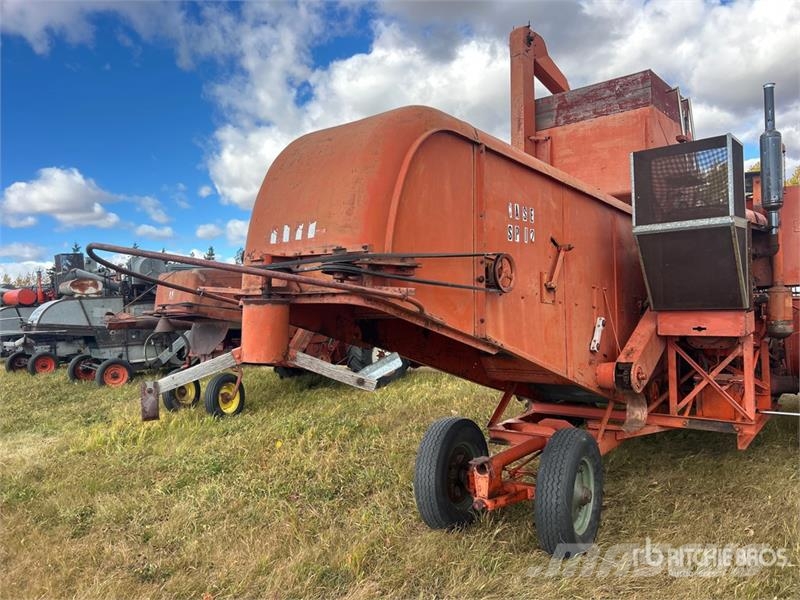 Case IH SP 12 Combine Harvester Kombajni