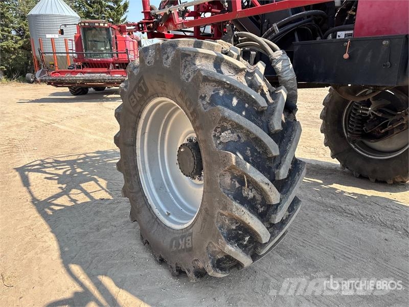 Case IH SPX4260 90 ft High Clearance Self-Propelled Spraye Zelfrijdende spuitmachines
