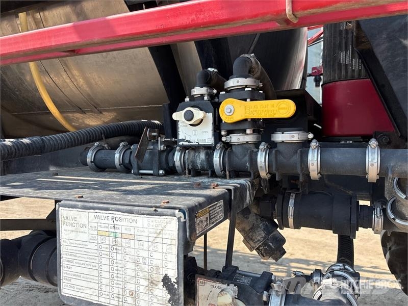 Case IH SPX4260 90 ft High Clearance Self-Propelled Spraye Zelfrijdende spuitmachines