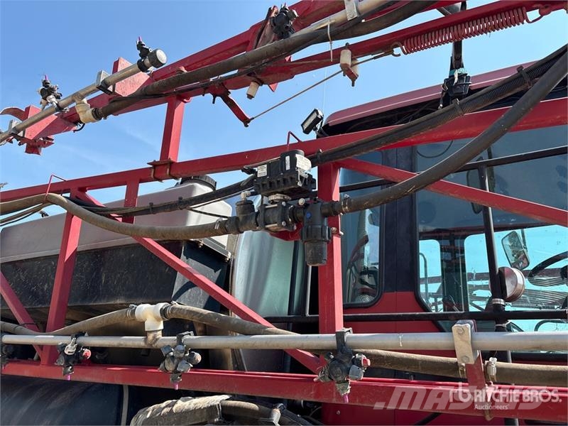 Case IH SPX4260 90 ft High Clearance Self-Propelled Spraye Zelfrijdende spuitmachines