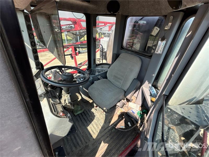 Case IH SPX4260 90 ft High Clearance Self-Propelled Spraye Zelfrijdende spuitmachines
