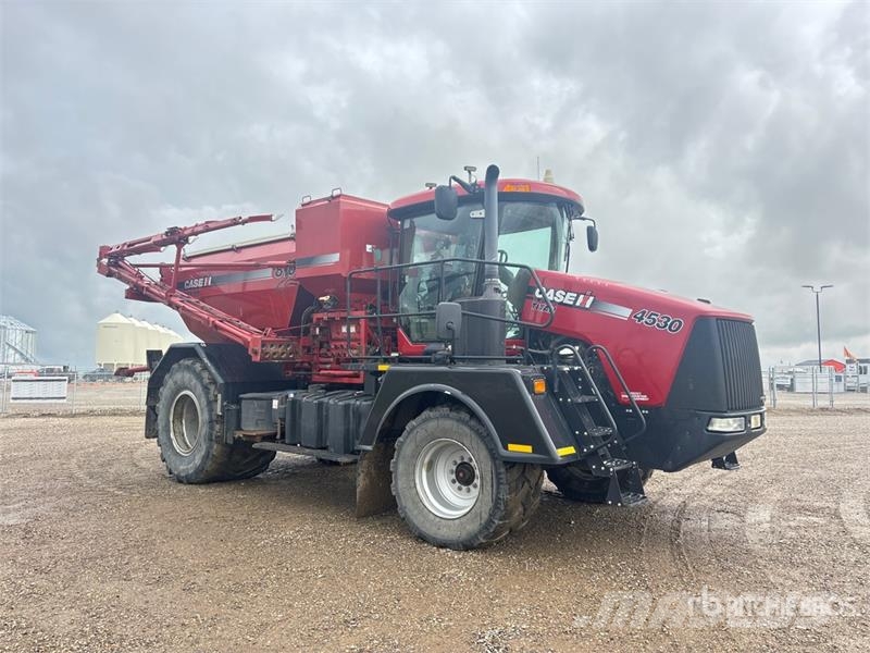 Case IH Titan 4530 70 ft Air Boom 4x2 Floater Fertilizer A Esparcidoras de minerales
