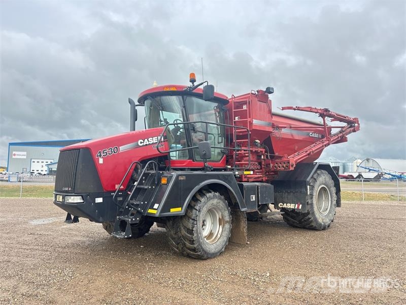 Case IH Titan 4530 70 ft Air Boom 4x2 Floater Fertilizer A Esparcidoras de minerales