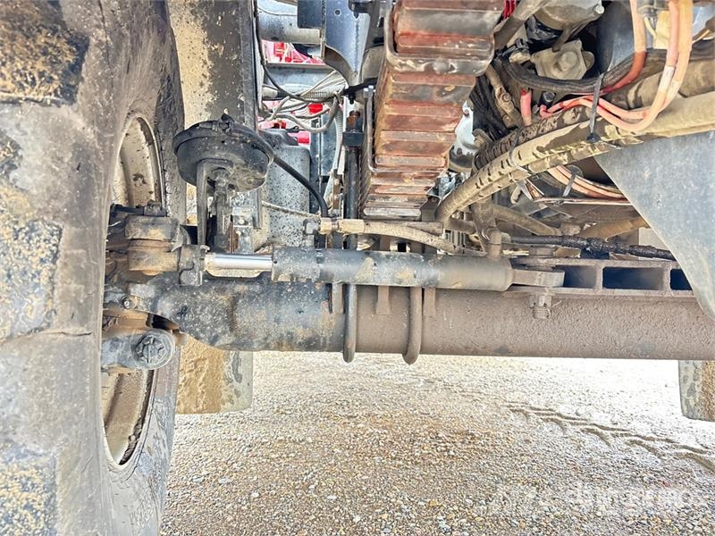 Case IH Titan 4530 70 ft Air Boom 4x2 Floater Fertilizer A Esparcidoras de minerales