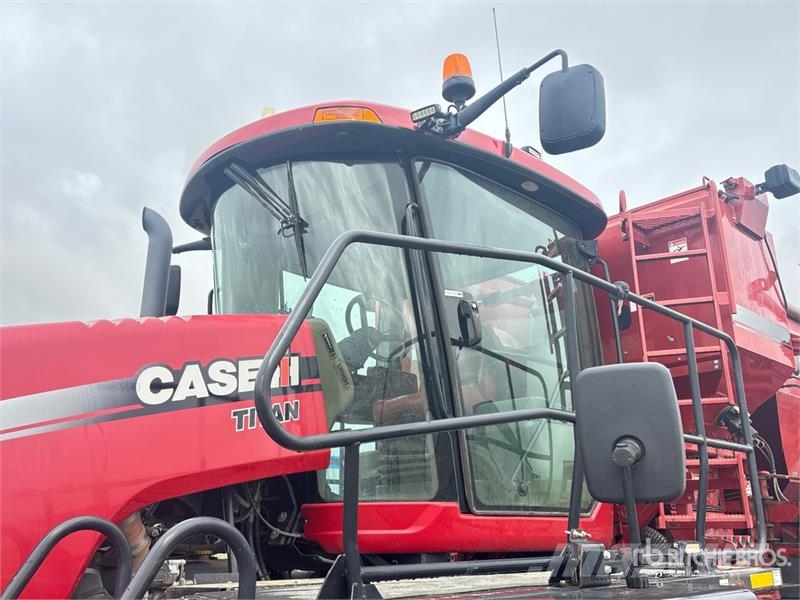 Case IH Titan 4530 70 ft Air Boom 4x2 Floater Fertilizer A Esparcidoras de minerales