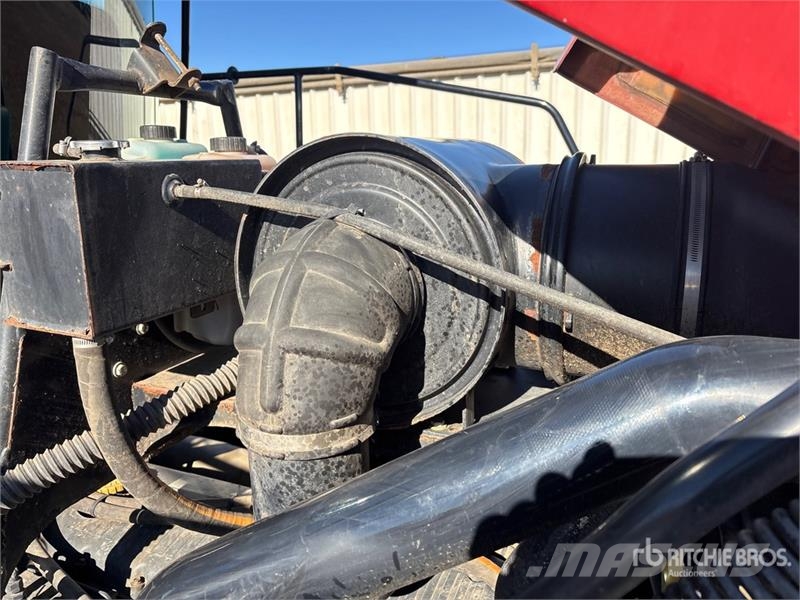 Case IH Titan 4530 70 ft Air Boom 4x2 Floater Fertilizer A Esparcidoras de minerales