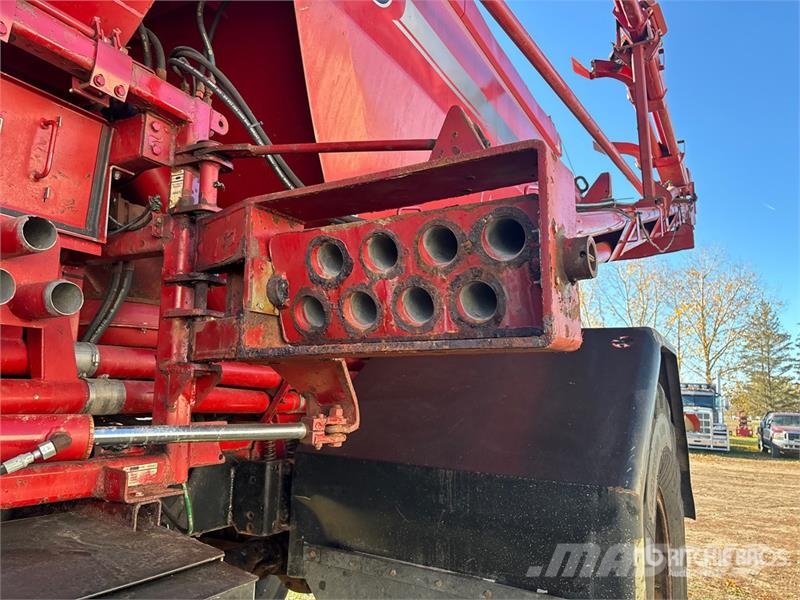 Case IH Titan 4530 70 ft Air Boom 4x2 Floater Fertilizer A Esparcidoras de minerales