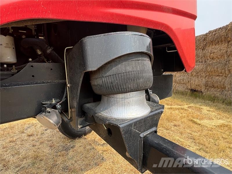 Case IH WD2304 19 ft 3 in Mower Conditioner Windrower محشات