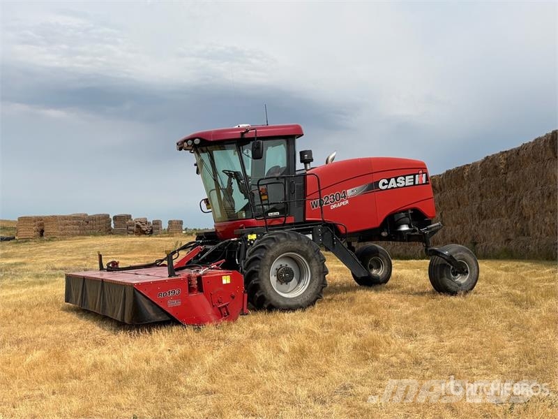 Case IH WD2304 19 ft 3 in Mower Conditioner Windrower محشات