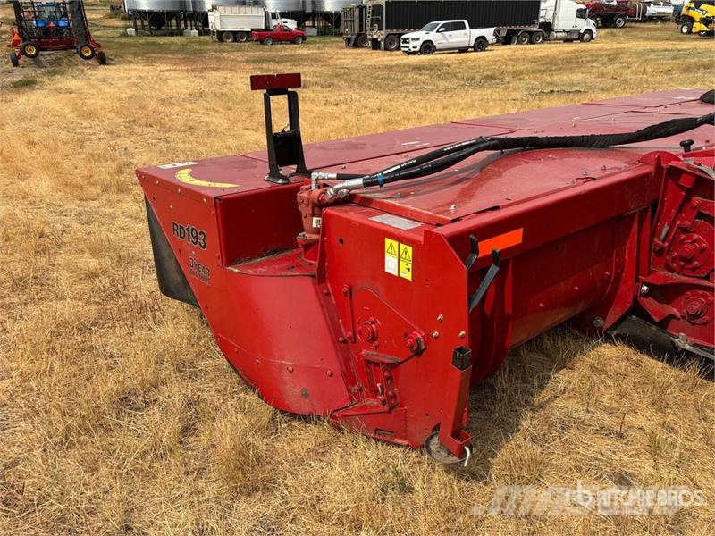 Case IH WD2304 19 ft 3 in Mower Conditioner Windrower محشات