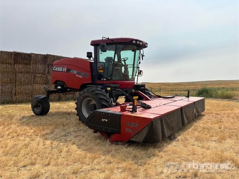 Case IH WD2304 19 ft 3 in Mower Conditioner Windrower محشات