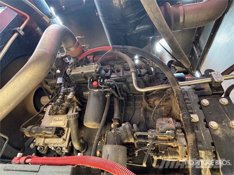 Case IH WD2304 19 ft 3 in Mower Conditioner Windrower محشات