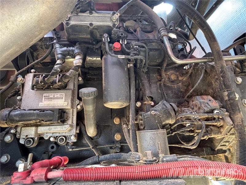 Case IH WD2304 19 ft 3 in Mower Conditioner Windrower محشات