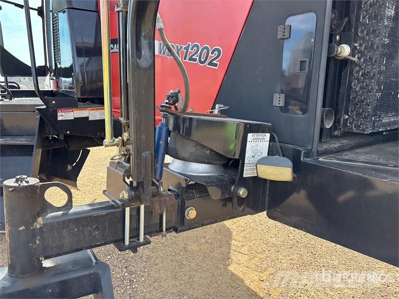 Case IH WDX1202 36 ft Swather Windrower Vālotāji
