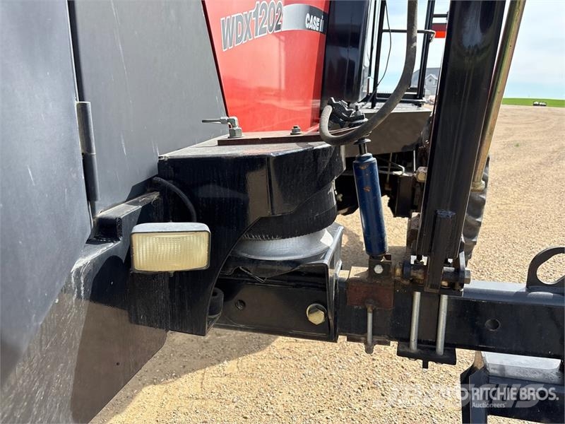 Case IH WDX1202 36 ft Swather Windrower Vālotāji