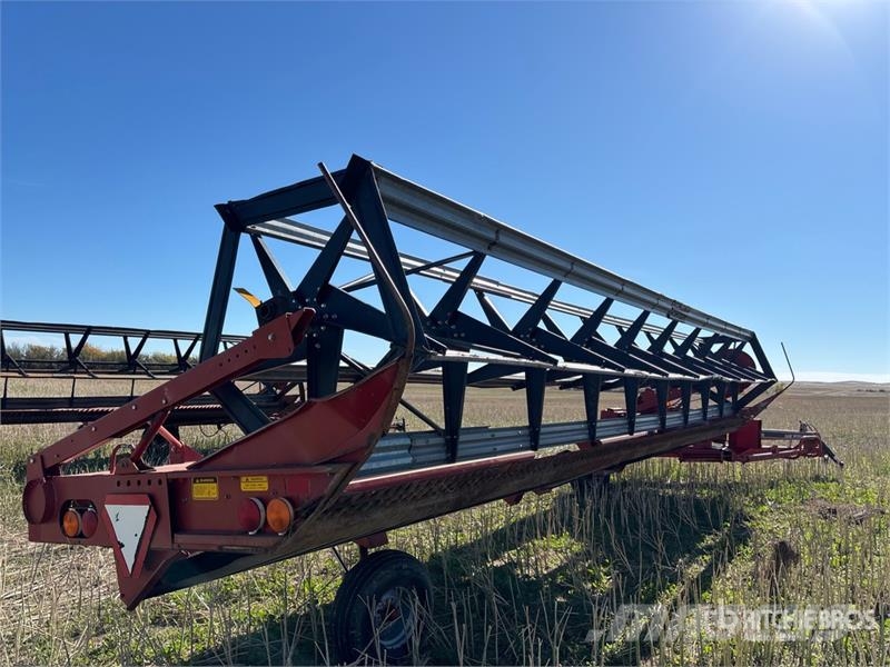 CASE International 8230 30 ft Pull Type Swather Windrow Αναμοχλευτήρες