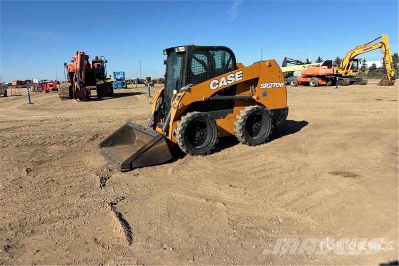 CASE SR270B Two-Speed Skid Steer Loader Šmykom riadené nakladače