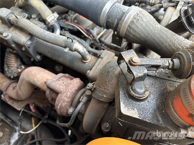CASE SV250 لوادر انزلاقية التوجيه