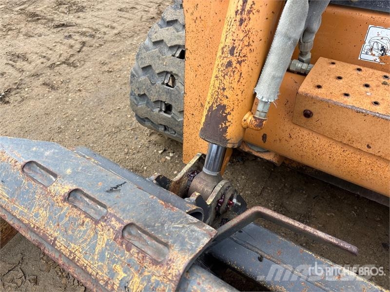 CASE TR270 Kompaktlader