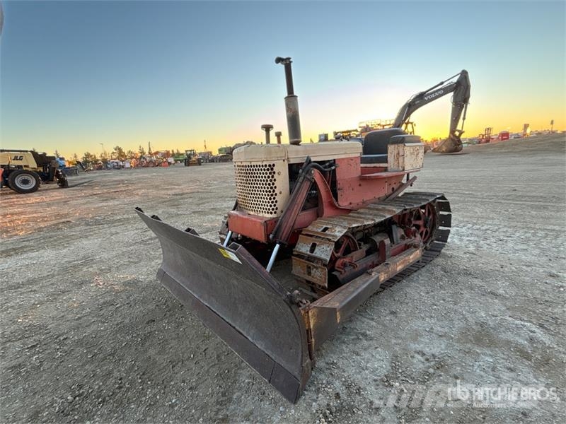 CASE TR310 Crawler dozers