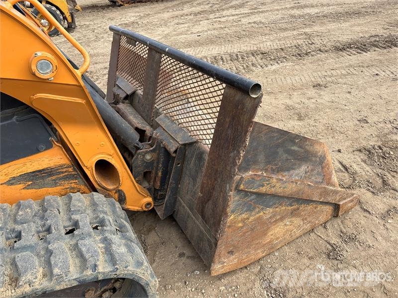 CASE TR320 Kompaktlader