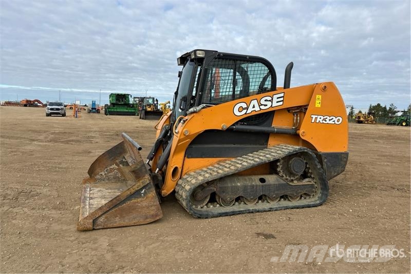 CASE TR320 Kompaktlader