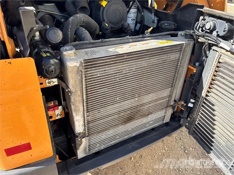 CASE TV370B Two-Speed Compact Track Loader Kompaktlader