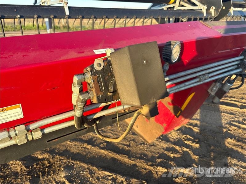 CASE WDX1202 36 ft Swather Windrower Sakupljači