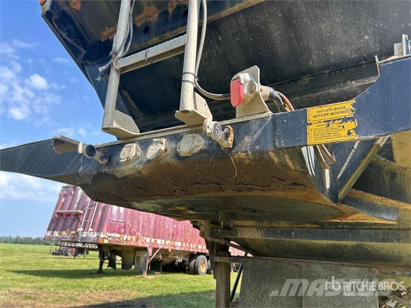 Castleton 27 ft Tri/A Super B-Train Lead Grain Trailer Prikolice za žito