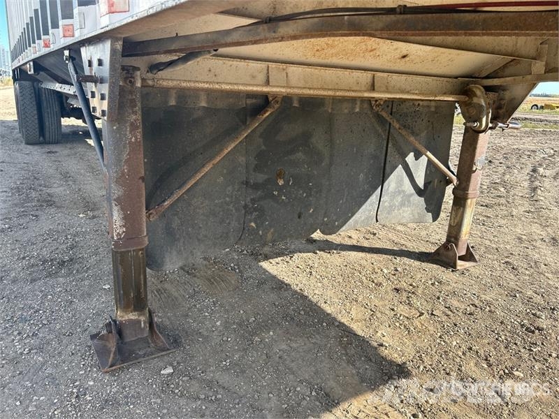 Castleton 38 ft T/A Grain Trailer Remorci pentru cereale / siloz