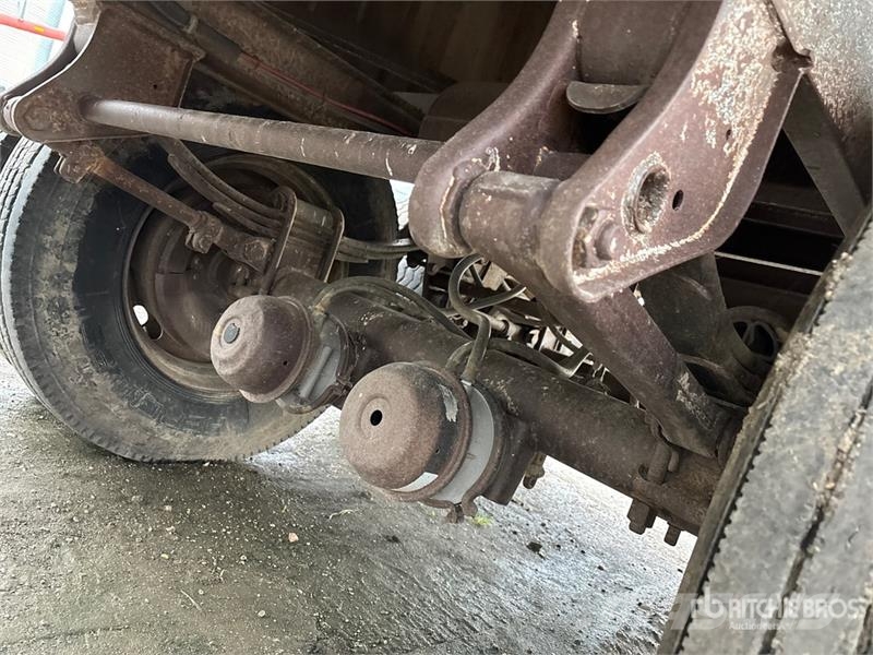 Castleton 38 ft T/A Grain Trailer Remorci pentru cereale / siloz