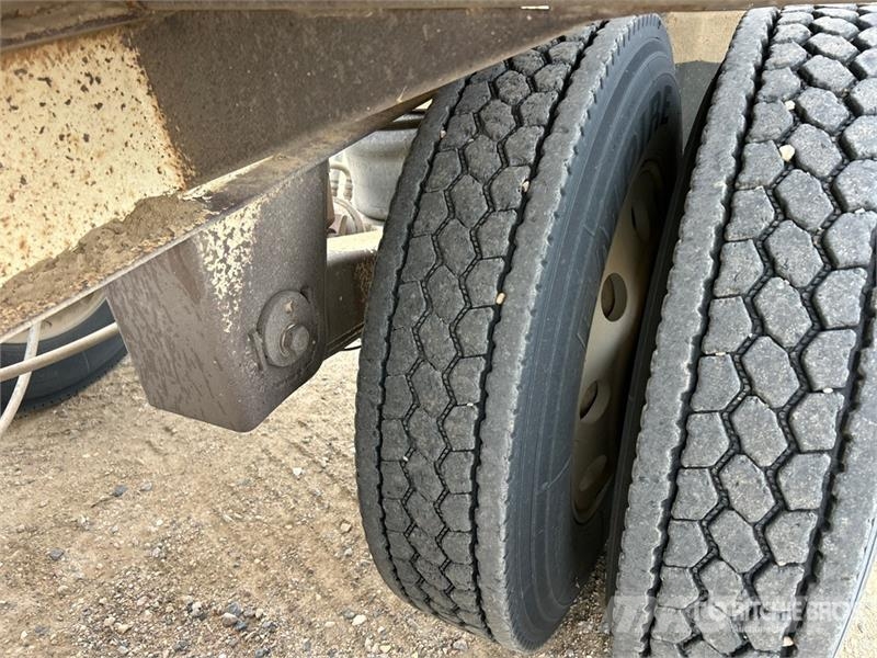 Castleton 38 ft Tri/A Belly Dump Trailer 自卸拖车