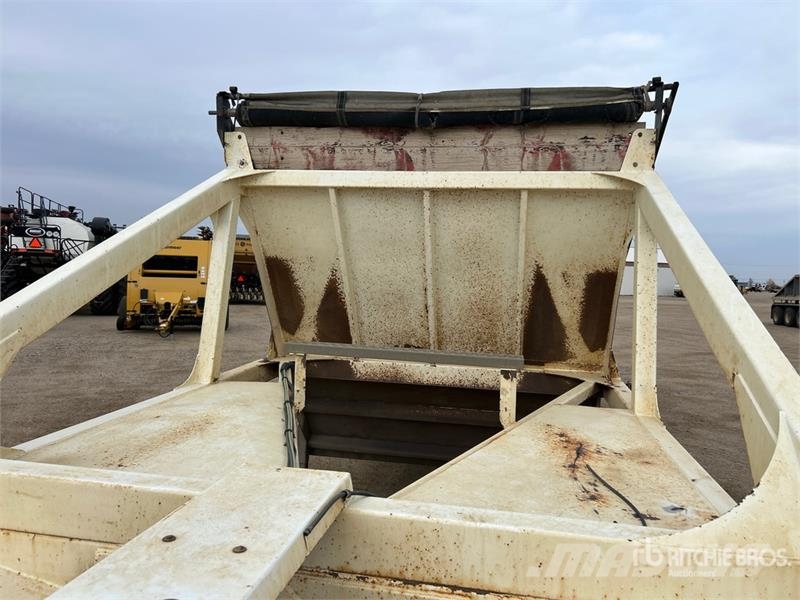 Castleton 38 ft Tri/A Belly Dump Trailer 自卸拖车
