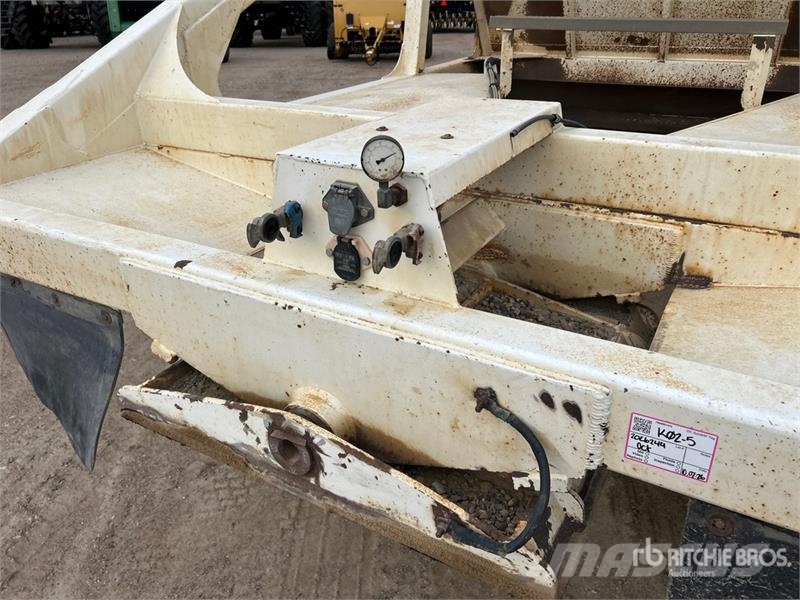 Castleton 38 ft Tri/A Belly Dump Trailer 自卸拖车