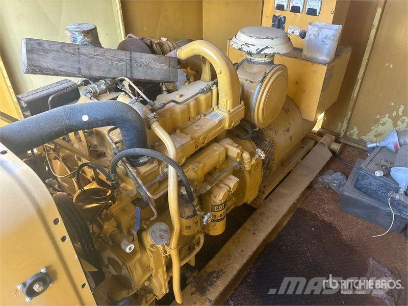 CAT 100 kW Skid-Mounted Generator Set 디젤 발전기