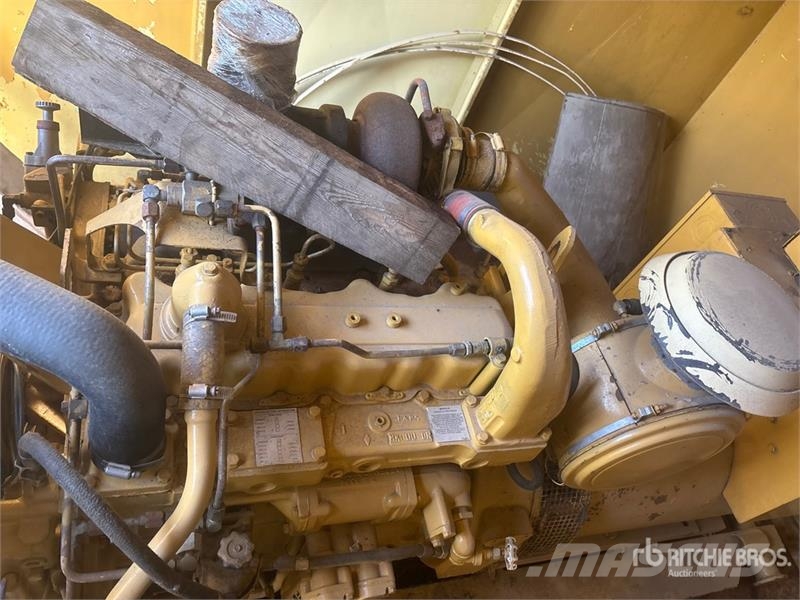 CAT 100 kW Skid-Mounted Generator Set 디젤 발전기