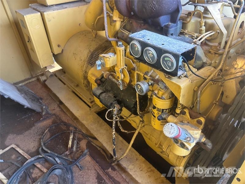 CAT 100 kW Skid-Mounted Generator Set 디젤 발전기