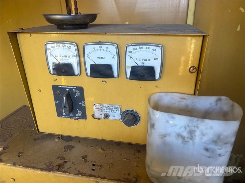 CAT 100 kW Skid-Mounted Generator Set 디젤 발전기