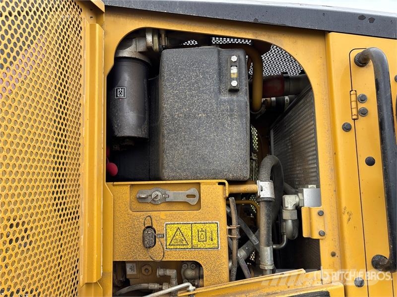 CAT 140M AWD AWD Motor Grader Грейдери