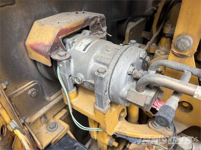 CAT 14H Motor Grader معدات تمهيد الطرق