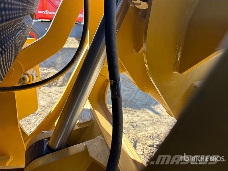 CAT 160 AWD Motor Grader Грейдери