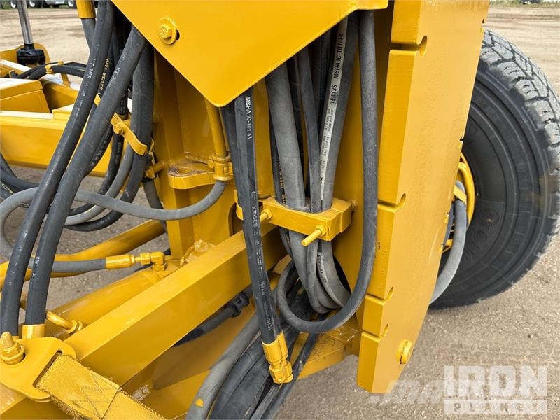 CAT 160M AWD Motor Grader Grejdry
