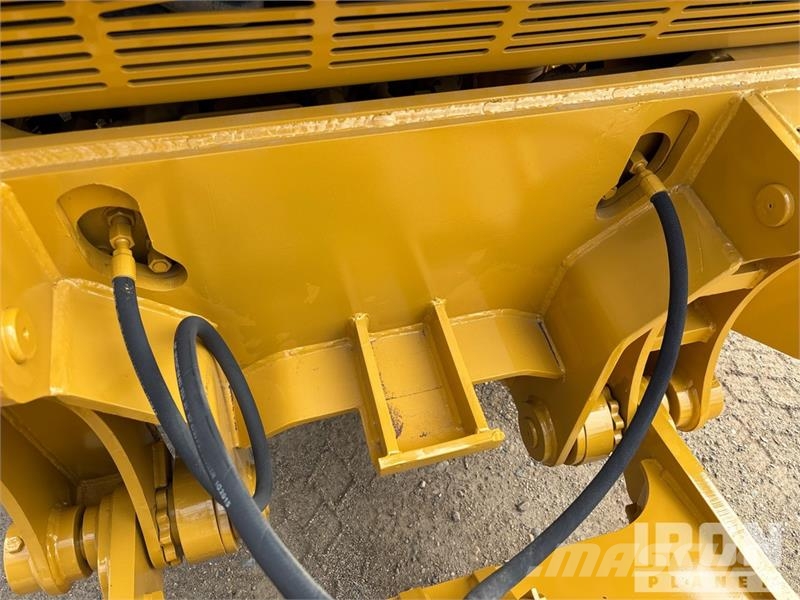 CAT 160M AWD Motor Grader Grejdry