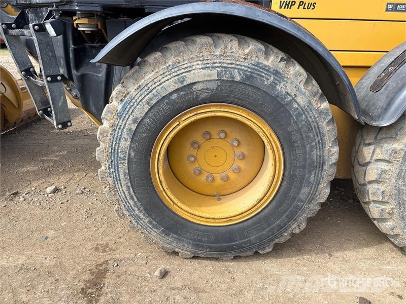 CAT 160M VHP Plus معدات تمهيد الطرق