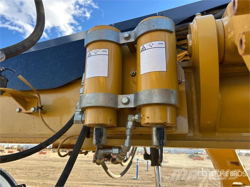 CAT 160M VHP Plus Grejdery