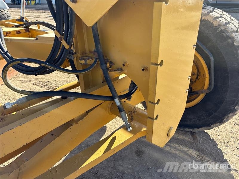 CAT 160M VHP Plus Niveleuse