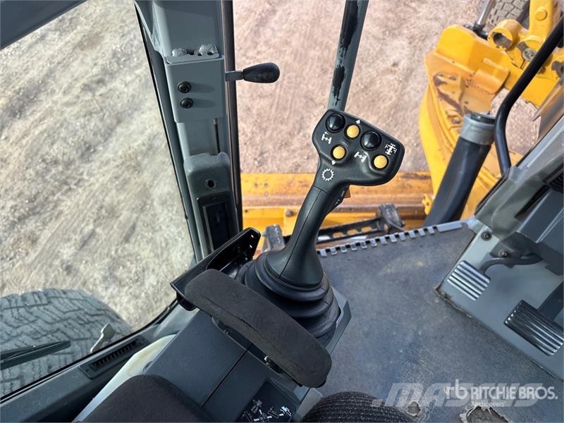 CAT 160M VHP Plus Vejhøvle / Gradere